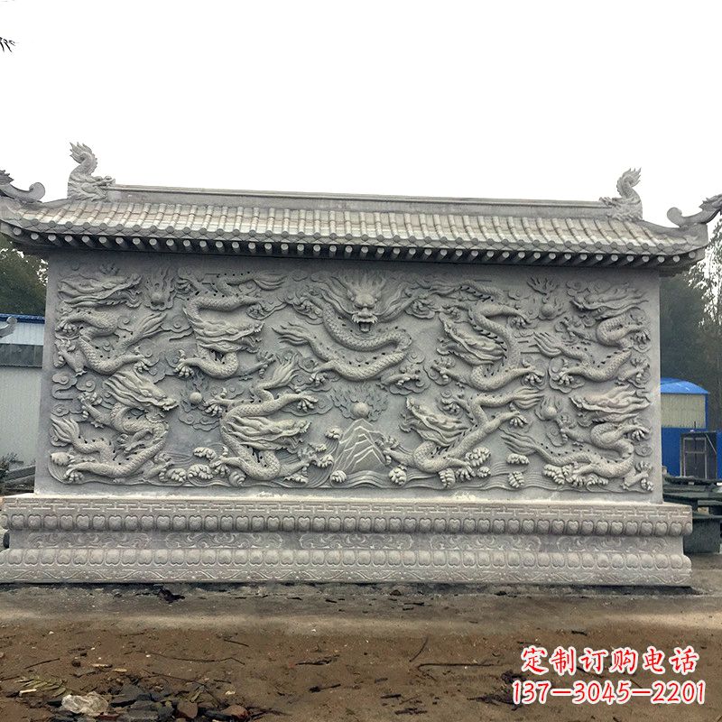烟台中领雕塑:精美九龙壁雕塑,添彩寺庙庭院