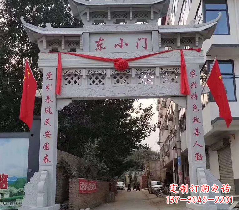 烟台精美锻铸牌楼雕塑,展现独特艺术魅力