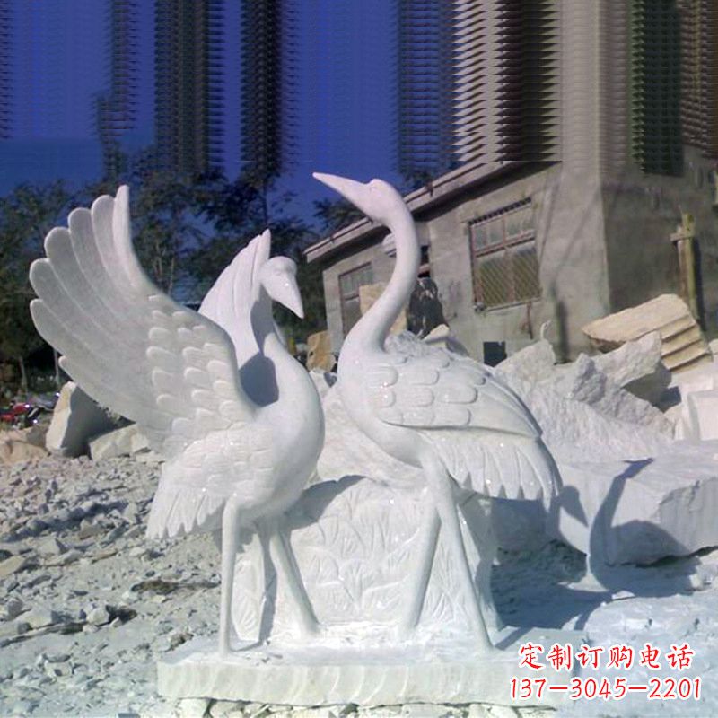 烟台石雕仙鹤低头