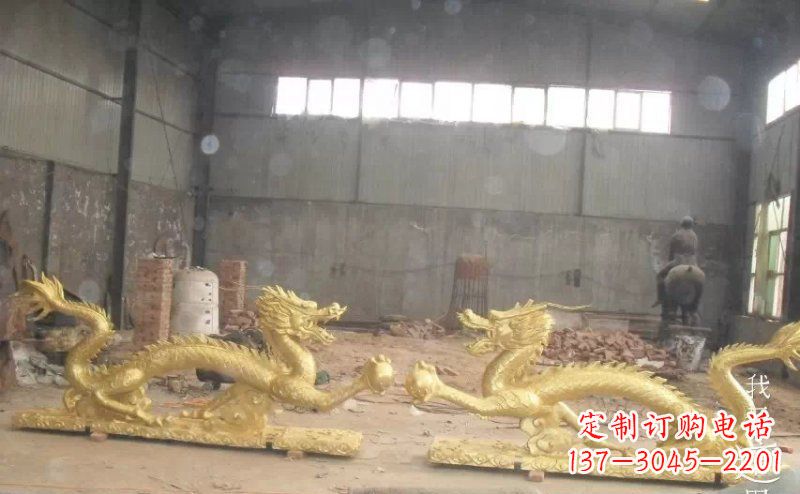 烟台双龙戏珠广场铜雕 (2)