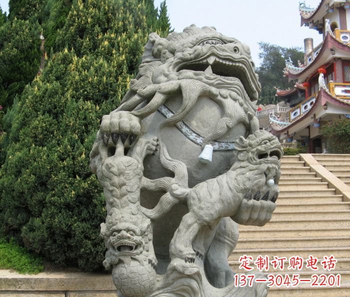 烟台寺庙景观狮子石雕