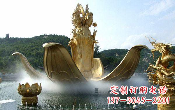 烟台寺庙三面观音雕像