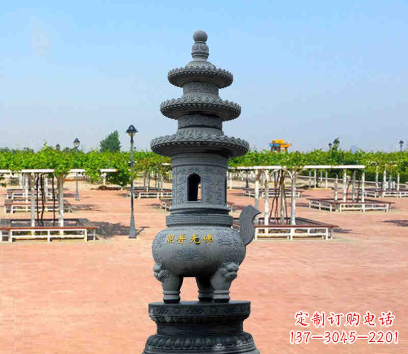 烟台寺庙塔铜雕香炉