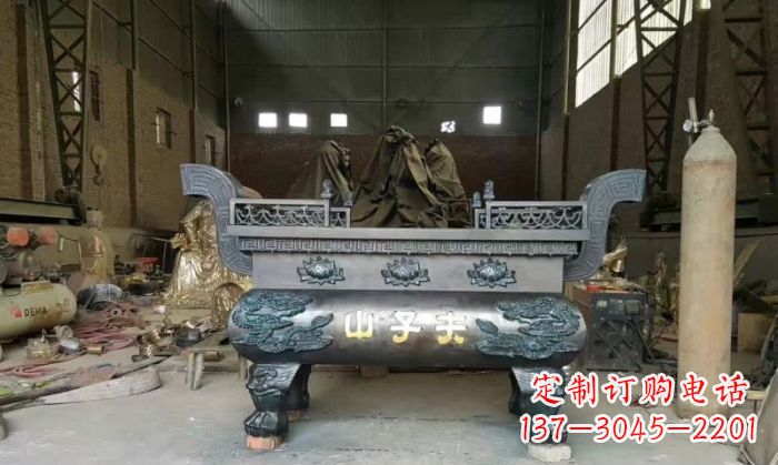 烟台寺庙香炉铜雕_2