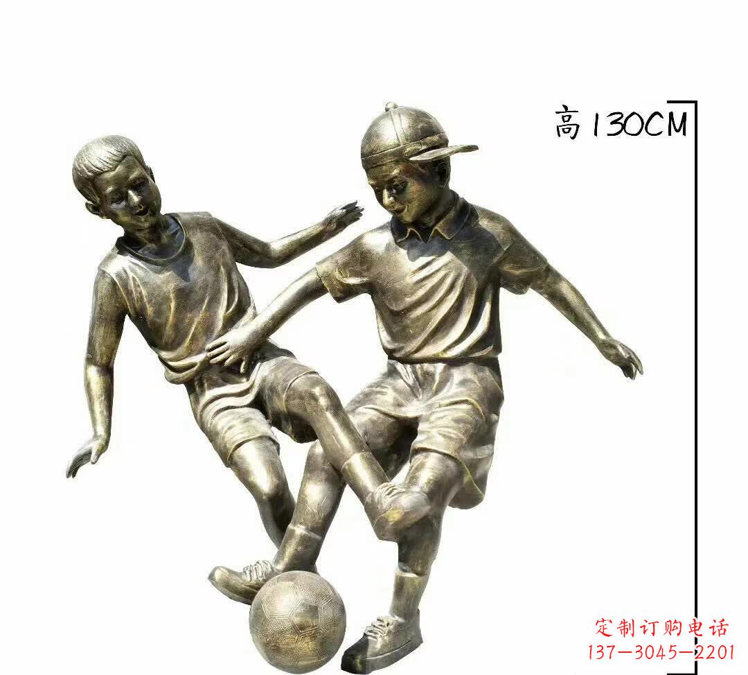 烟台踢足球人物铜雕112