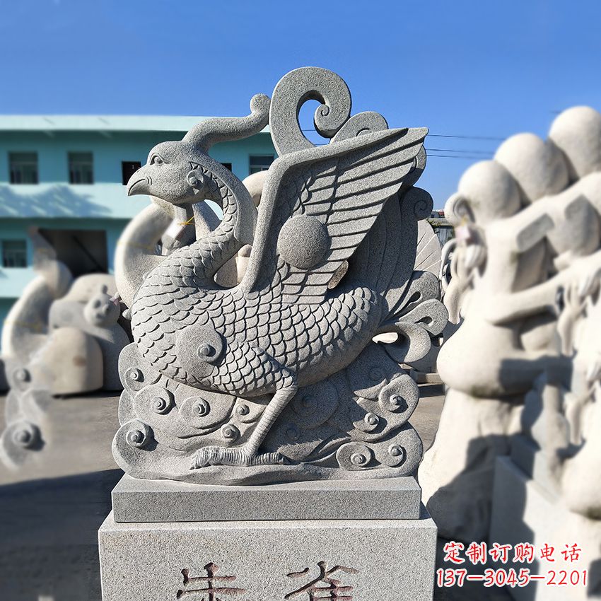 烟台天之四灵之朱雀神鸟砂岩石雕塑
