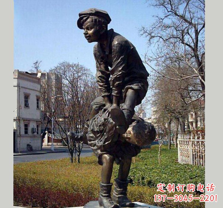 烟台跳山羊人物铜雕