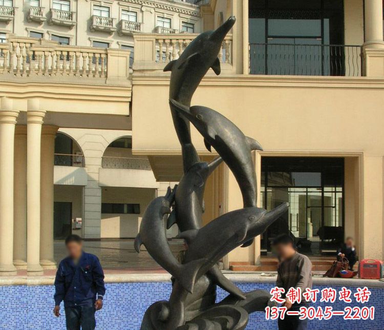 烟台跳跃海豚景观铜雕