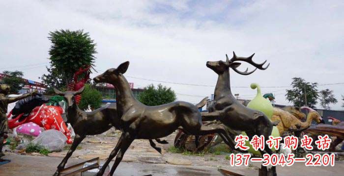 烟台跳跃的小鹿铜雕
