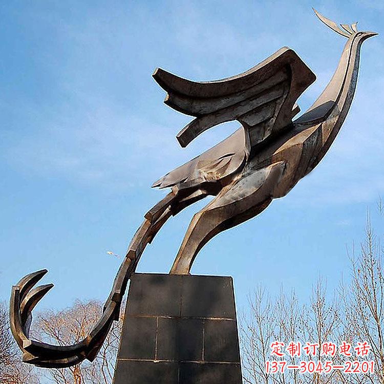 烟台铜雕百鸟之王凤凰景观雕塑