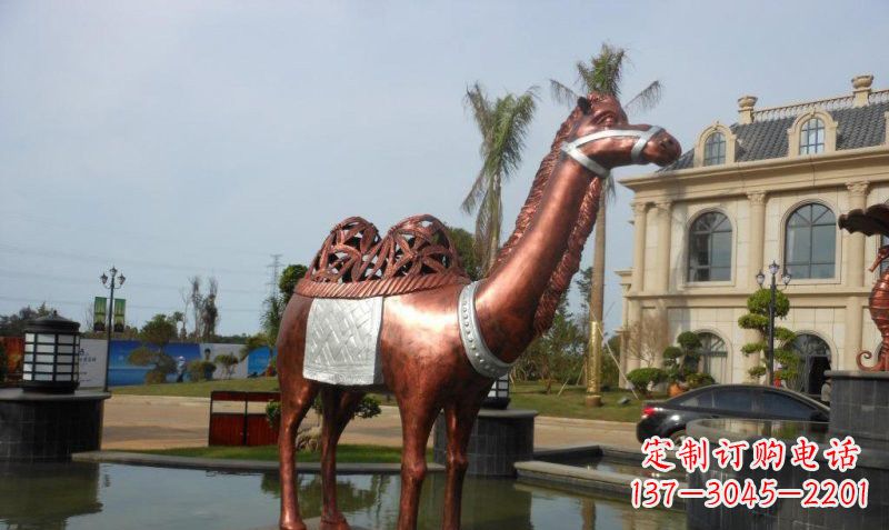 烟台铜雕抽象骆驼