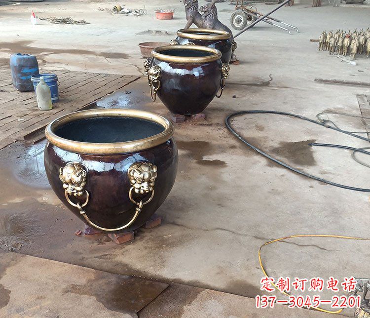 烟台铜雕故宫狮子头水缸雕塑