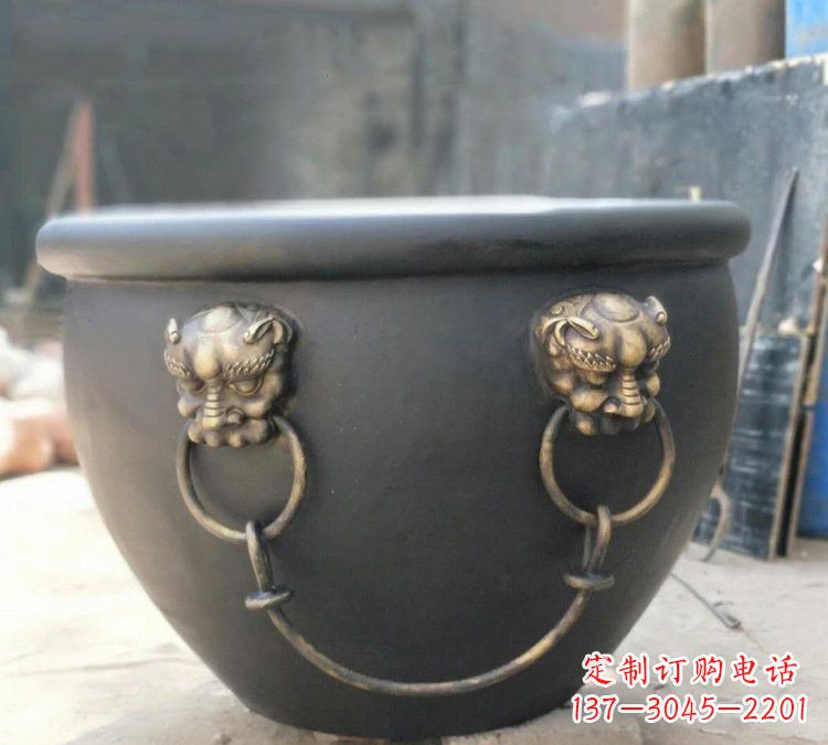 烟台铜雕故宫水缸