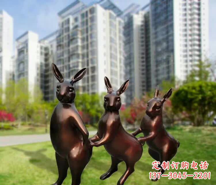 烟台铜雕广场动物兔子