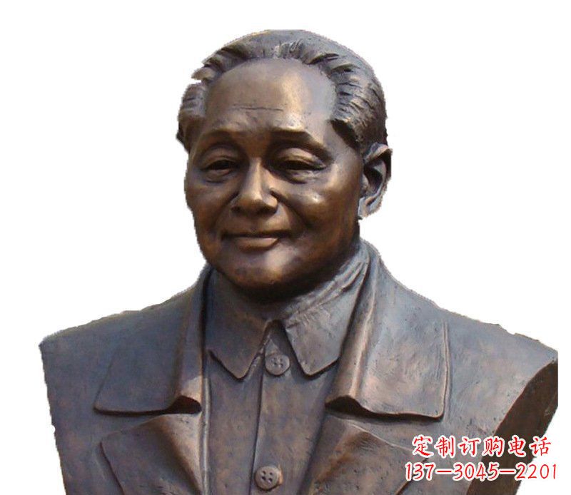 烟台铜雕广场纪念伟人邓小平雕塑