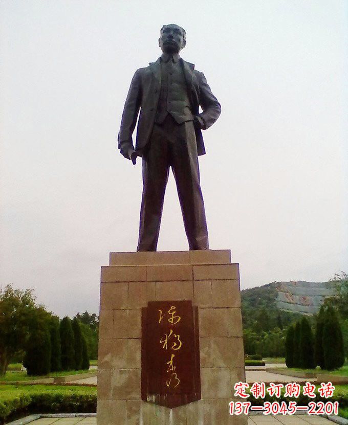 烟台铜雕近代名人陈独秀