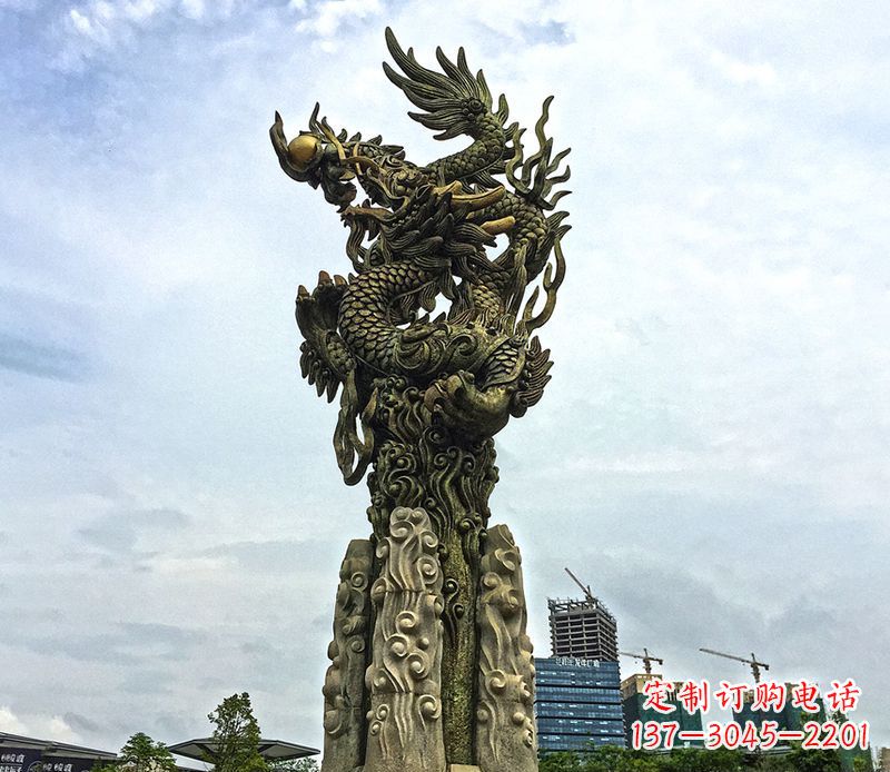 烟台铜雕盘龙柱