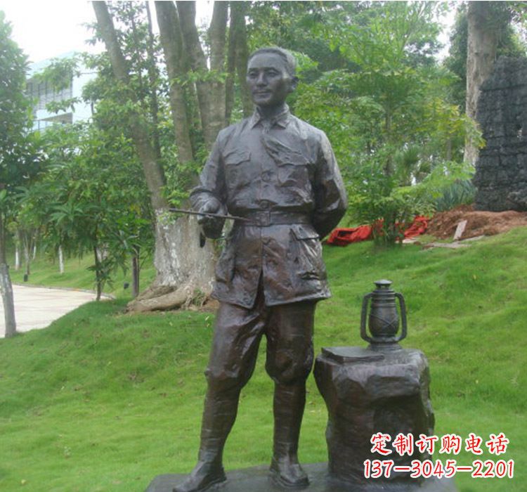 烟台铜雕青年时期邓小平