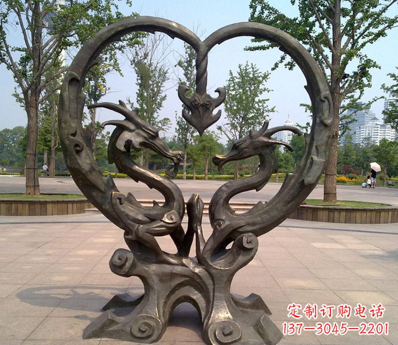 烟台铜雕双龙戏珠