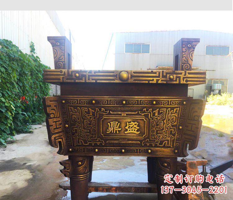 烟台铜雕招财鼎盛香炉