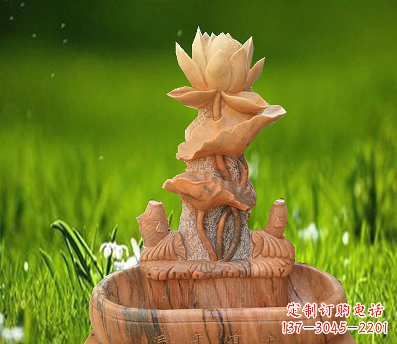 烟台晚霞红景观荷花水池