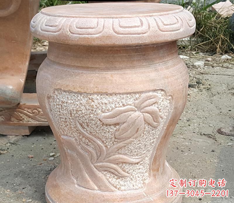 烟台晚霞红景观蝴蝶石凳