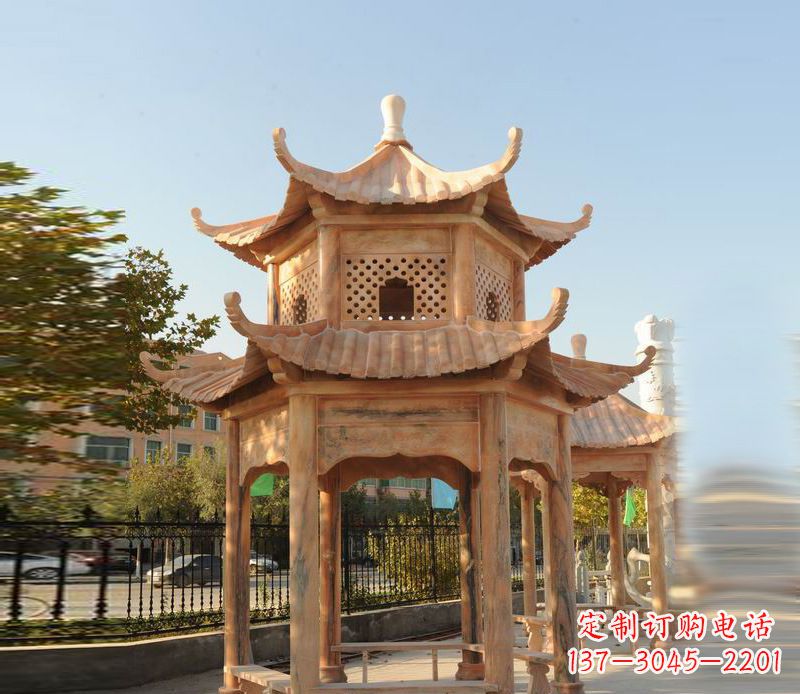 烟台晚霞红景区休息凉亭