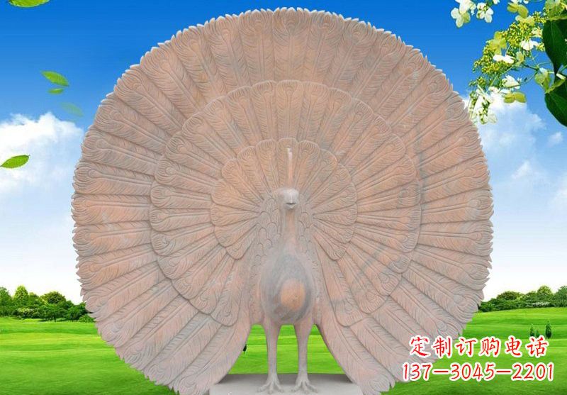 烟台晚霞红开屏孔雀雕塑