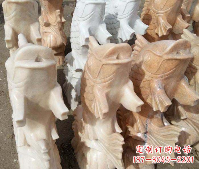 烟台晚霞红喷水鲤鱼庭院石雕