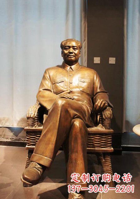 烟台伟大的主席铜雕像
