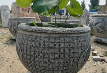 烟台荷花鱼石雕塑，精美雕塑展现浪漫情怀