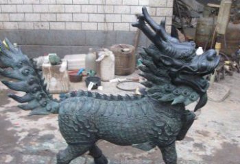 烟台青铜雕制神兽麒麟，艺术匠心之至