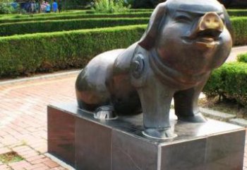 烟台古典中国十二生肖猪铜雕塑
