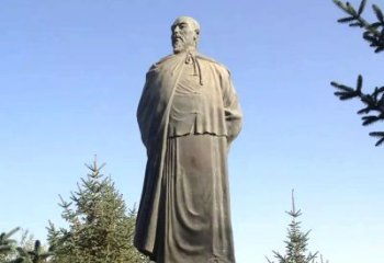 烟台令人敬畏的林则徐雕像