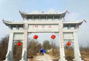烟台金色独角兽石雕牌坊