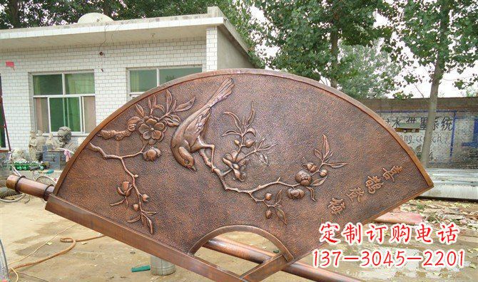 烟台喜鹊登梅扇子景观铜浮雕