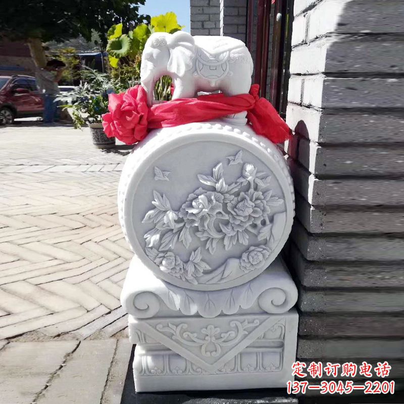 烟台仙鹤石雕门墩