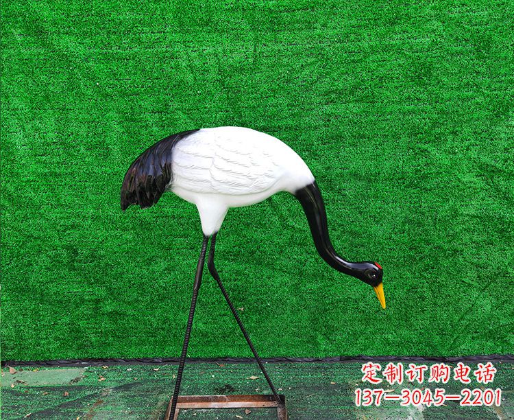 烟台仙鹤头雕塑
