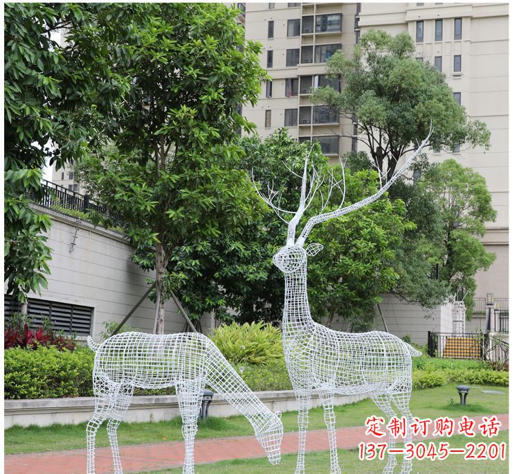 烟台小区不锈钢镂空梅花鹿鹿雕塑