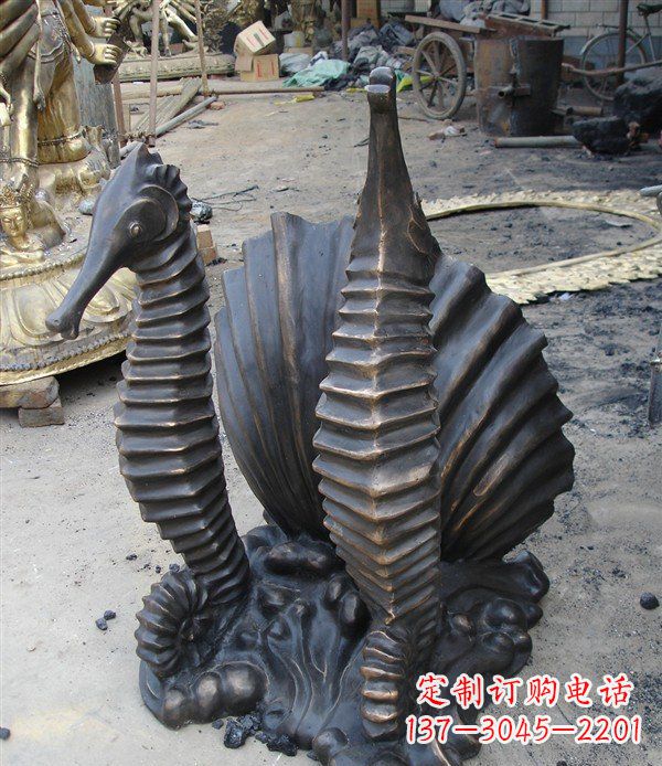 烟台小区动物海马铜雕