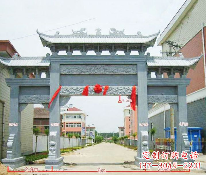 烟台小区三门牌坊石雕