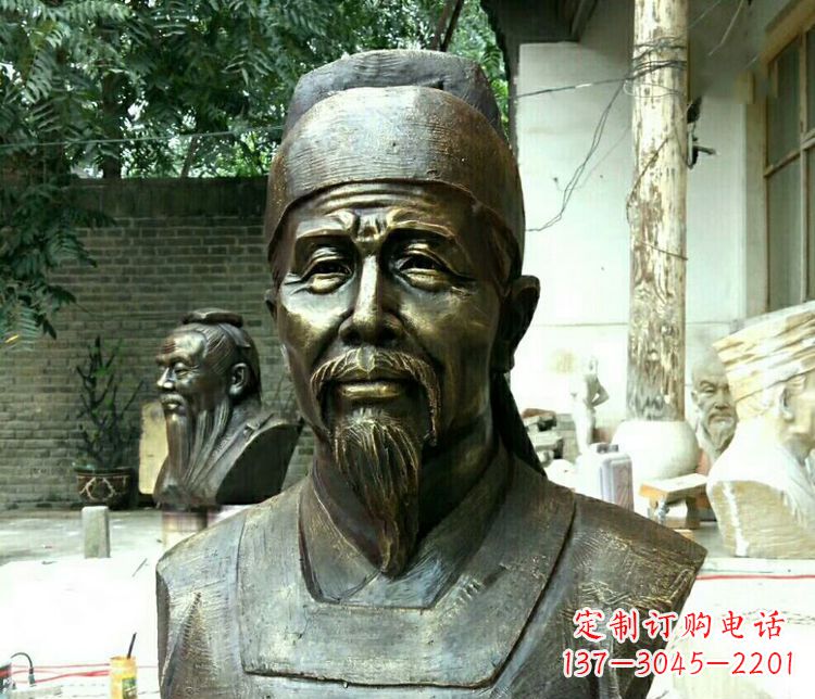 烟台校园杜甫胸像铜雕