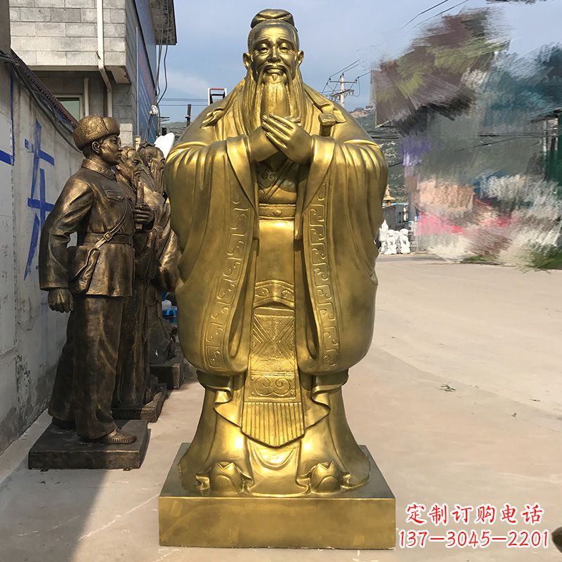 烟台校园孔子铜雕像