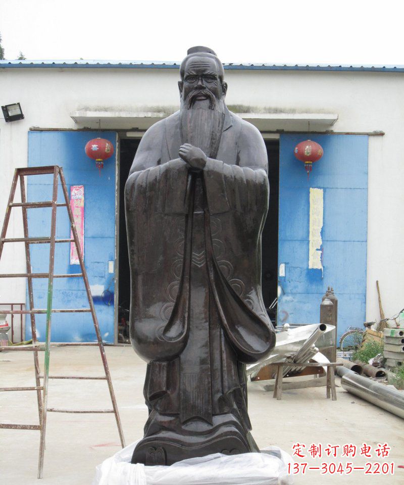 烟台校园老子古代名人铜雕