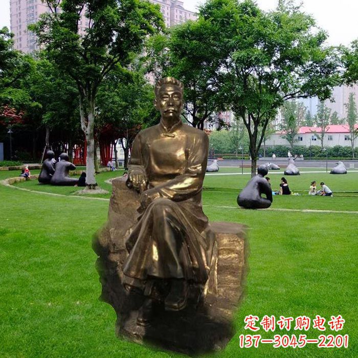 烟台校园名人鲁迅先生玻璃钢仿铜雕像