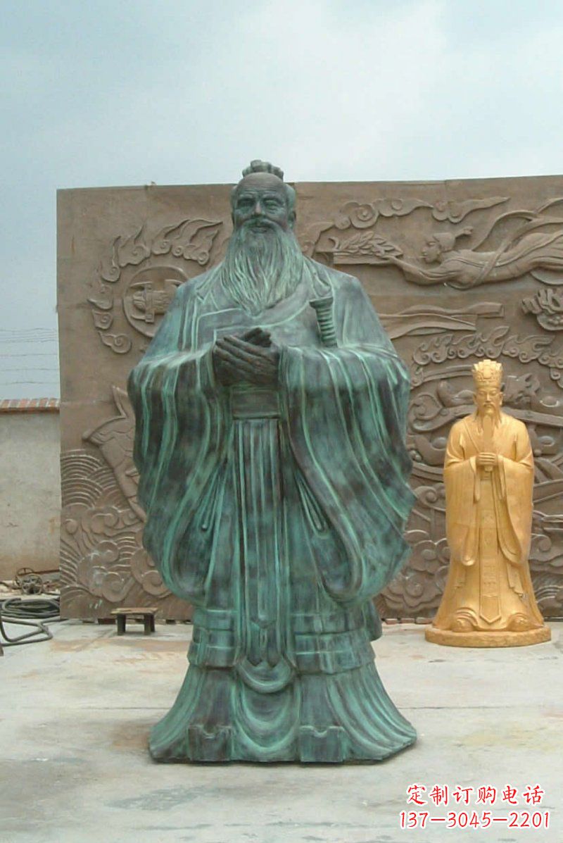 烟台校园青铜仿古孔子