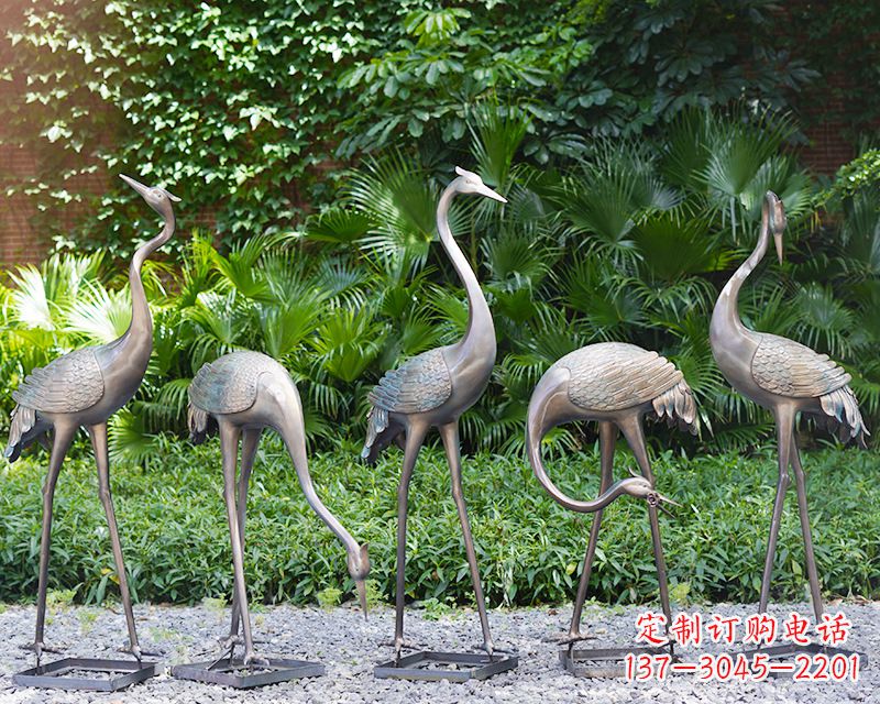烟台写意仙鹤雕塑