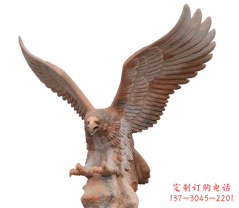 烟台雄鹰展翅石雕