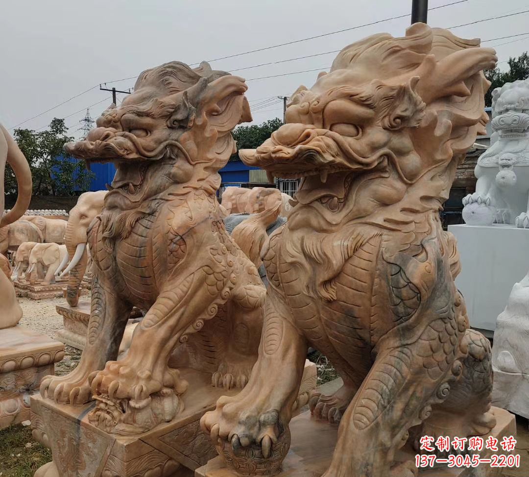 烟台园林晚霞红古代招财神兽麒麟石雕