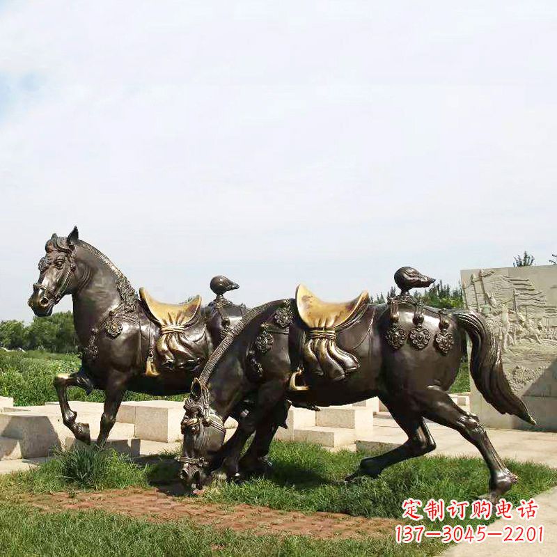 烟台战马群公园景区动物情景雕塑